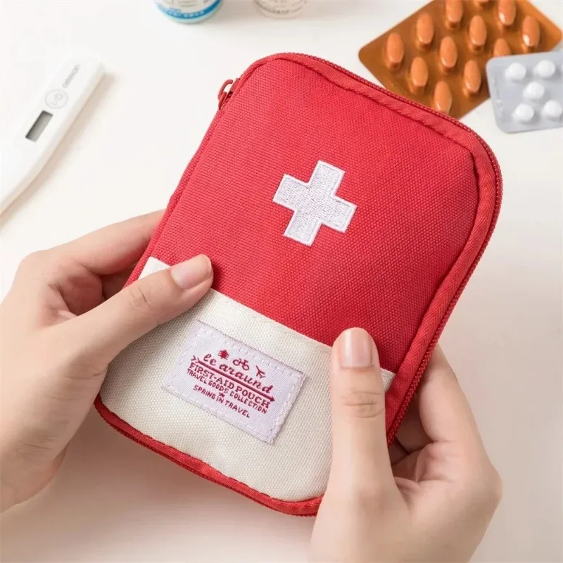Kit de primeiros socorros port - Medical Scissors avaliação e preço
